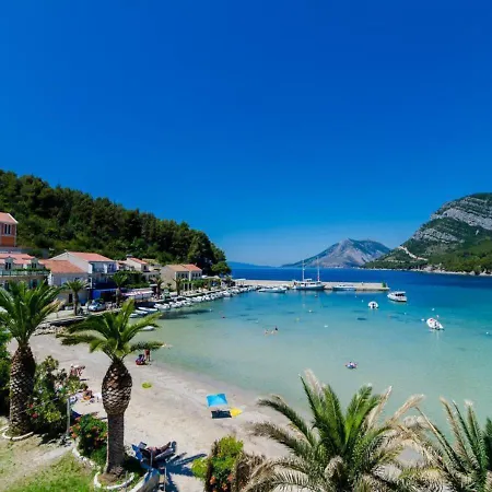 House Lopin 아파트