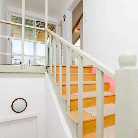 House Lopin Apartament *