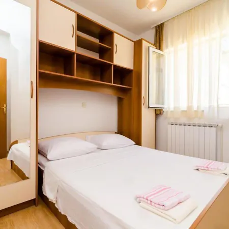 House Lopin Lägenhet Žuljana