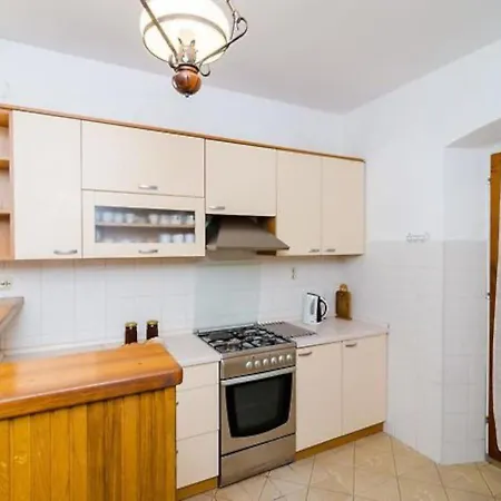 Apartment House Lopin