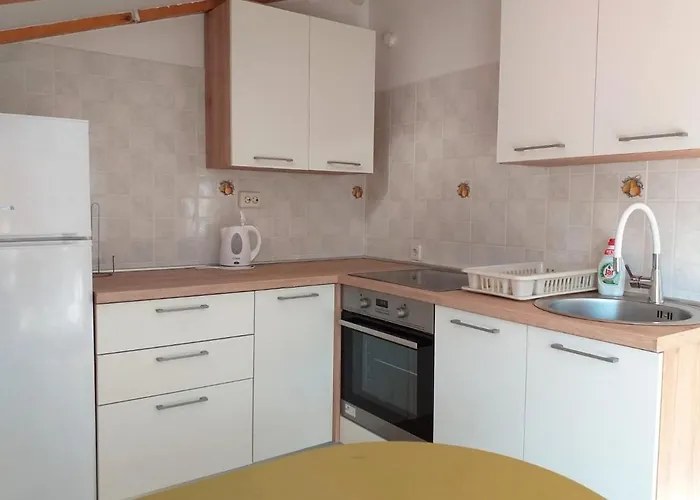 House Lopin דירה